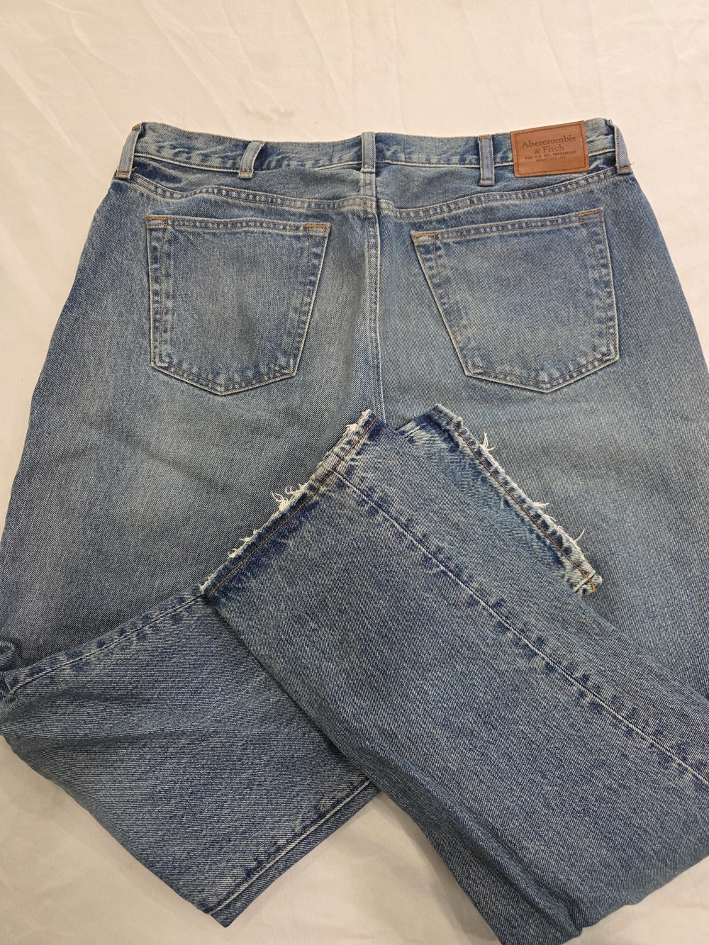 Abercrombie & Fitch Blue Straight Fit Blue Stone Wash Jeans Men W36 L32 - Picture 8 of 10